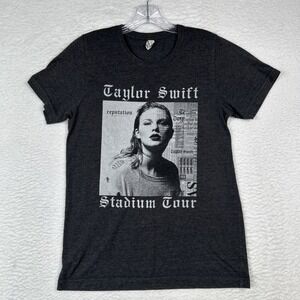 Taylor Swift Reputation Stadium Tour T-Shirt 2018 Gray Canvas Adult Size Small